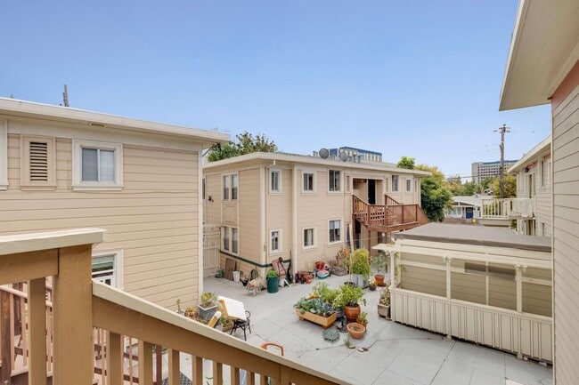 Building Photo - 3818 Opal St