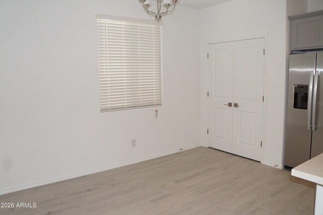 Building Photo - 3809 N 100th Dr