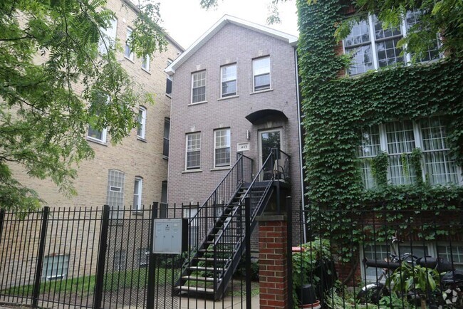 Building Photo - 1443 W Cortez St