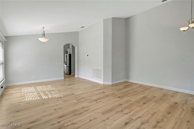 Building Photo - 12843 Fox Hollow Cir