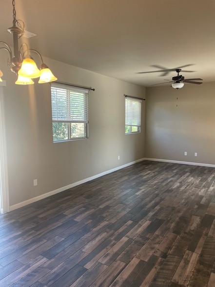 Building Photo - 656 Copper Canyon Dr