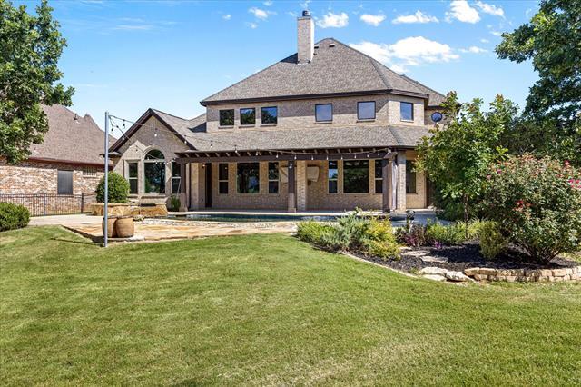 Building Photo - 2310 Vienna Dr