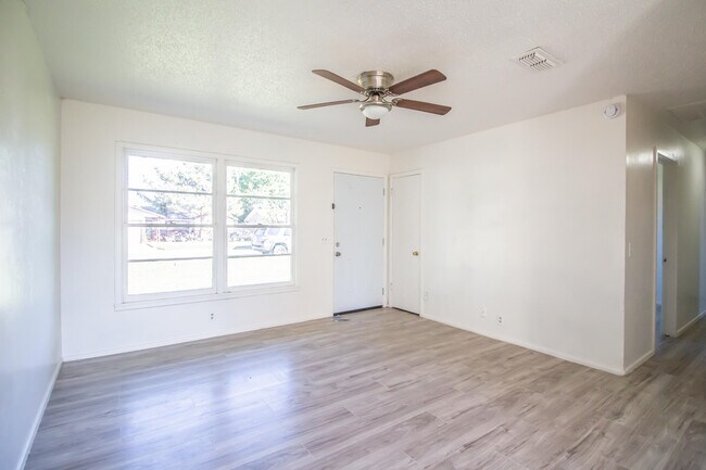 Building Photo - 1921 73rd St