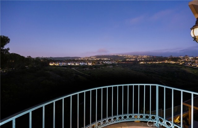 Building Photo - 4 Chandon
