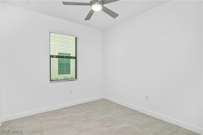 Building Photo - 18311 Ridgeline Dr