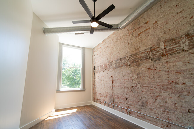 Main Bedroom with Vaulted Ceiling and Fans - 123 N 4th St