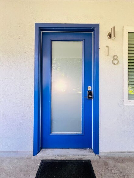 Building Photo - 5525 Harold Way