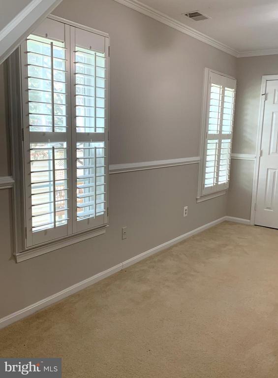 Building Photo - 5606 Light Infantry Dr