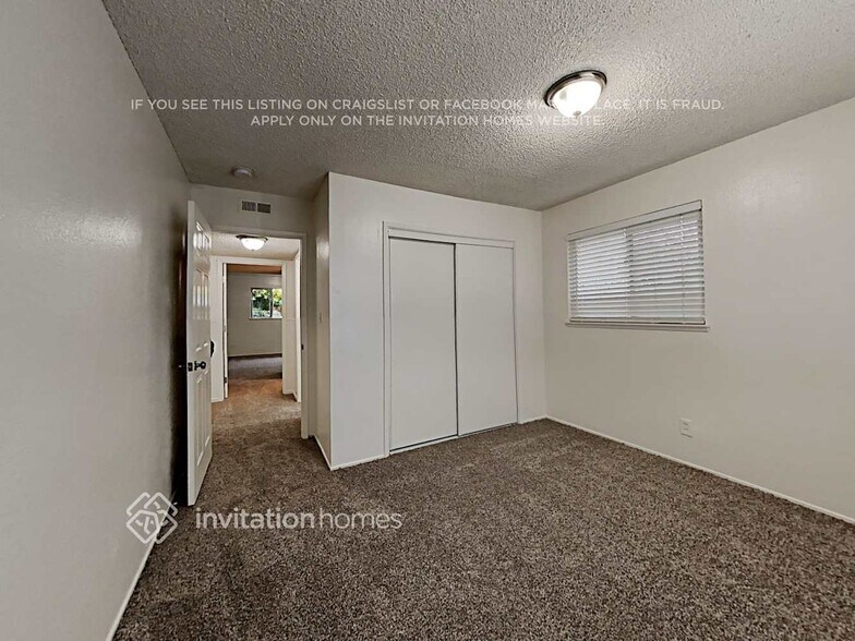 Building Photo - 7347 19th St