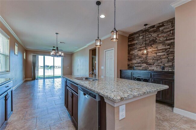 Building Photo - 19391 Long Lake Ranch Blvd