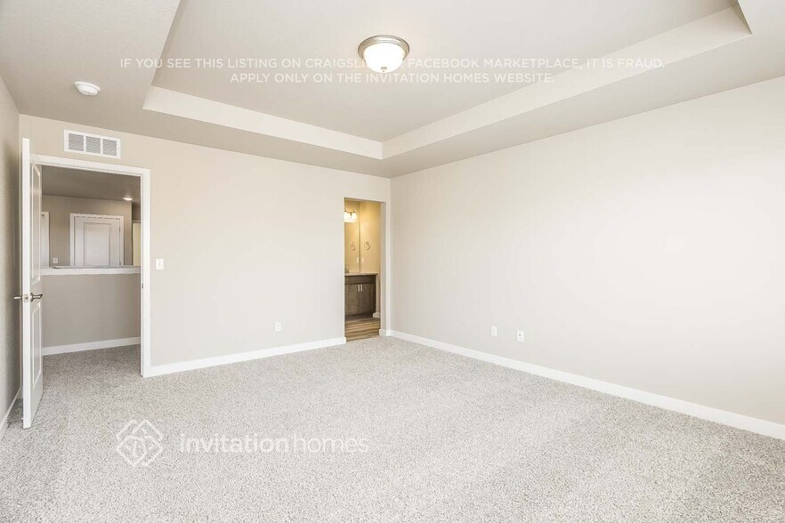 Building Photo - 13563 Arriba Dr