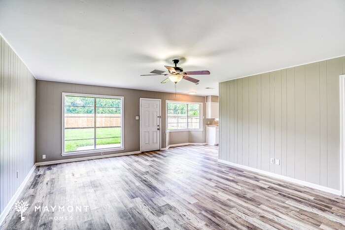 Building Photo - 1303 Bayou Dr