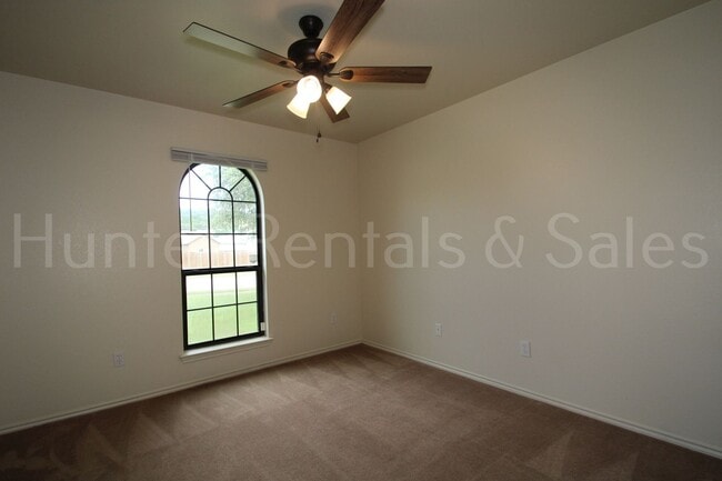 Building Photo - Bright, Open, and Ready to Welcome You Home