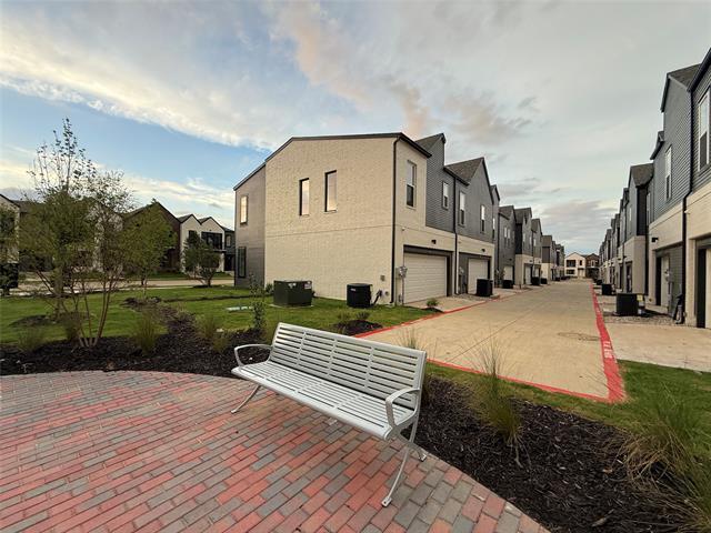 Building Photo - 2306 Moonflower Ct
