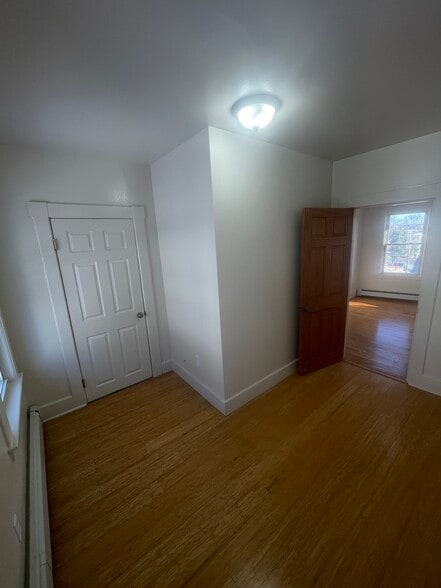 Building Photo - 36 Ohio Ave