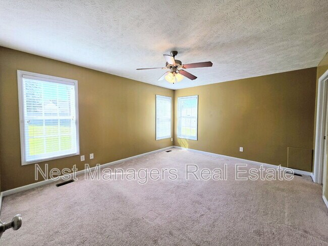 Building Photo - 1612 Middle Creek Cir