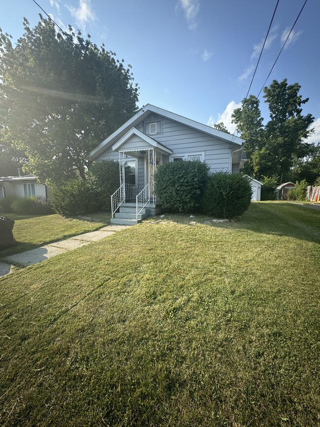 Building Photo - 912 Oak Grove Ave