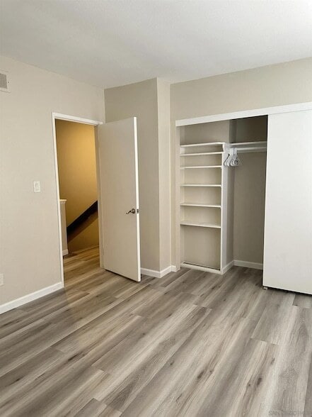 Building Photo - 6799 Alvarado Rd