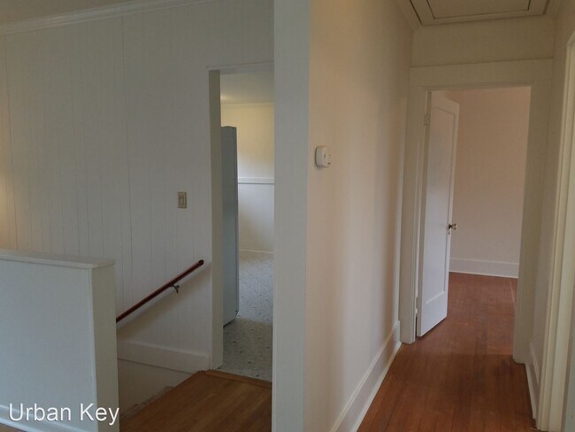 Building Photo - 2 br, 2 bath House - 2207 N 39th St