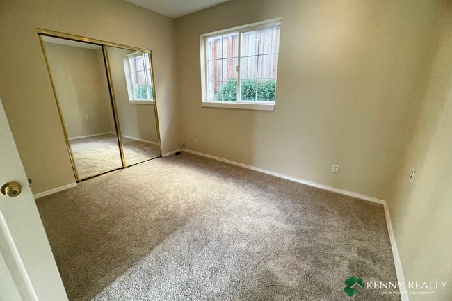 Building Photo - Spacious & Sunlit 5-Bedroom Retreat in the...