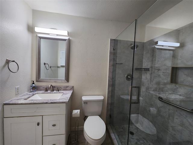 Building Photo - 3800 N Magnolia Ct