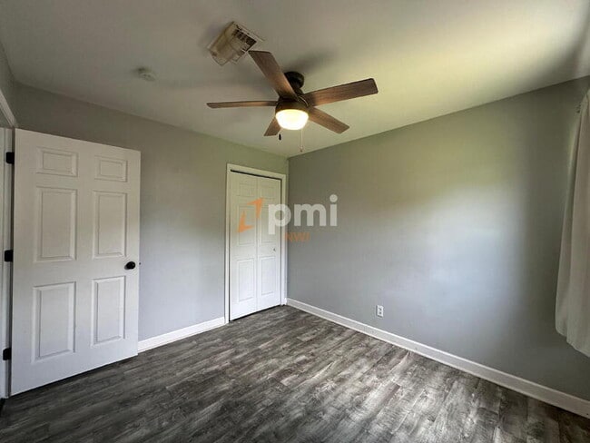 Building Photo - 7752 Beech Ave