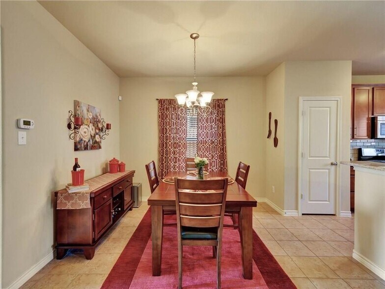 Building Photo - 3809 Whisper Hollow Way