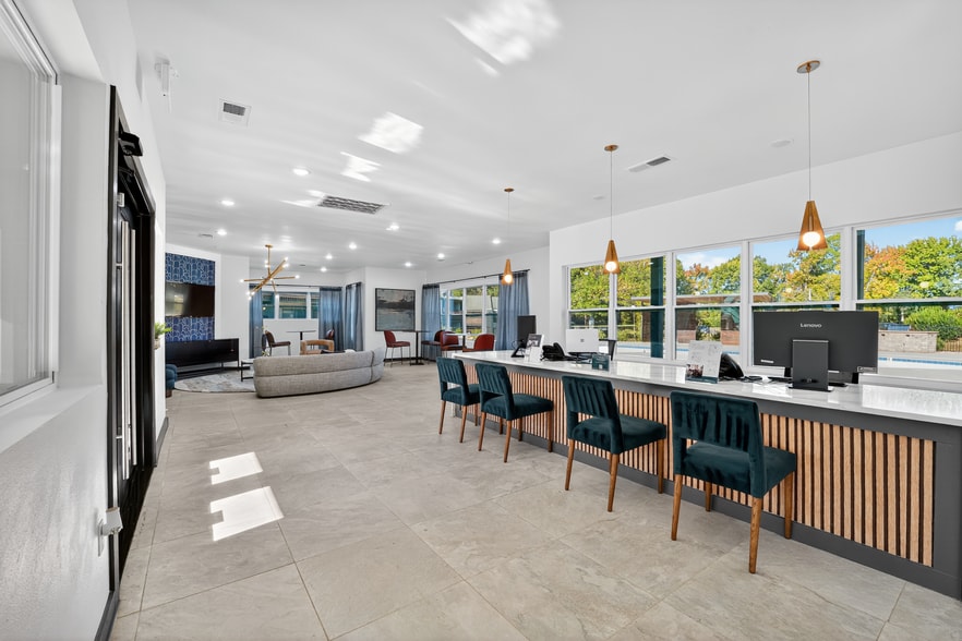 Building Photo - The Tatum Apartments