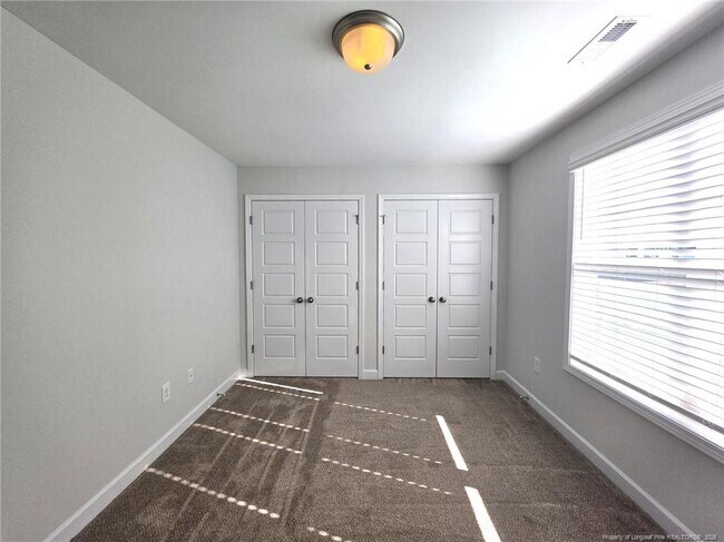 Building Photo - 644 Amusement Dr