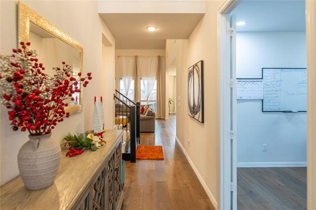 Building Photo - 1700 Hydrangea Ln