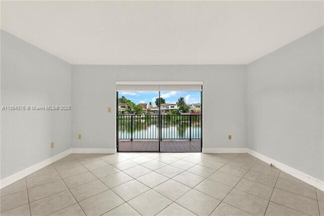 Building Photo - 1335 W 68th St