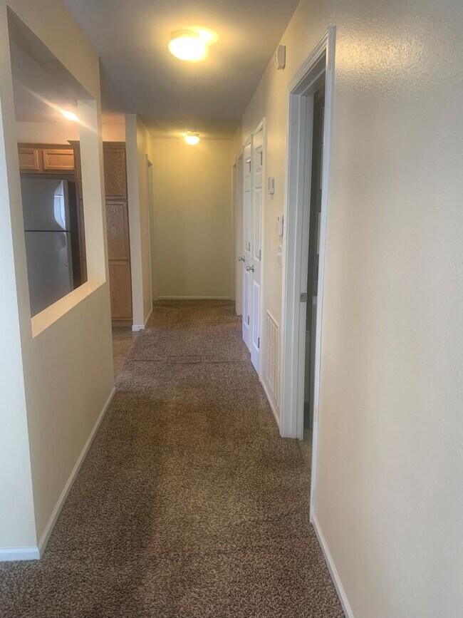 Building Photo - 7579-MF2-E4