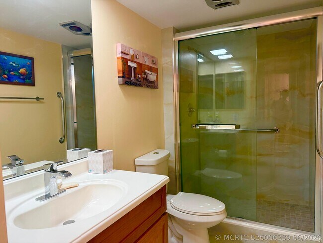 Building Photo - 3850 Galt Ocean Dr