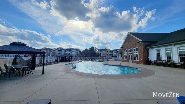 Building Photo - 2466 Tonoloway Dr