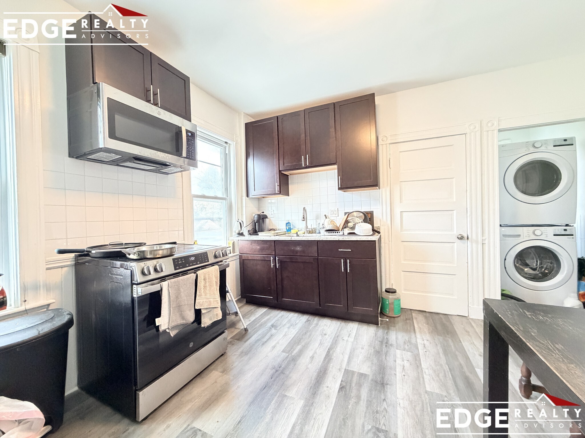 Building Photo - 33 Hancock St