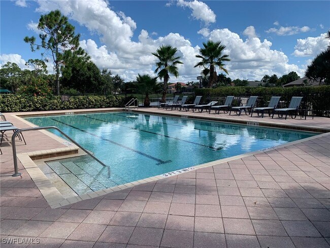 Building Photo - 2065 Isla De Palma Cir