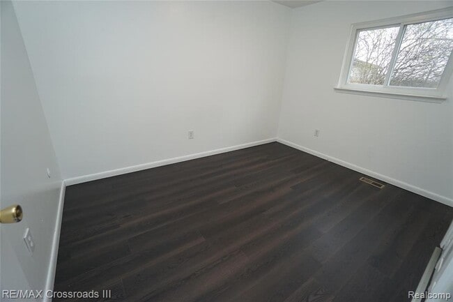 Building Photo - 11012 Jackson St