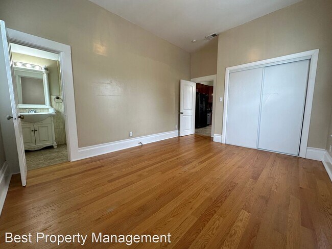 Building Photo - 3 br, 2 bath House - 112 W. 5th St.