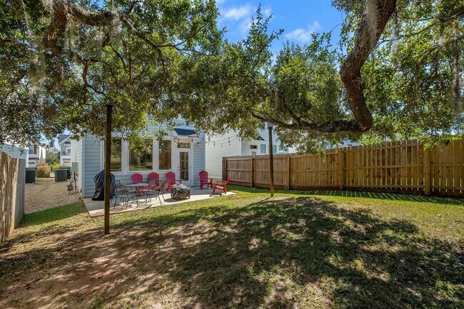 Building Photo - 458 Grand Oaks Rd