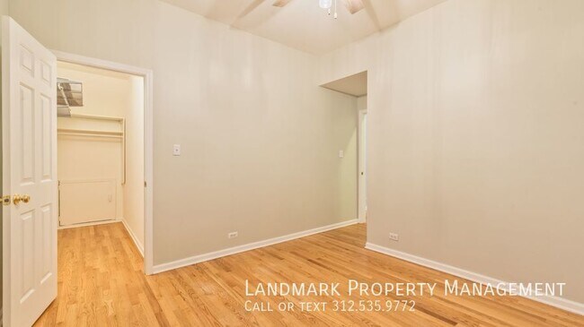 Building Photo - 1524 North Bosworth-Unit 2