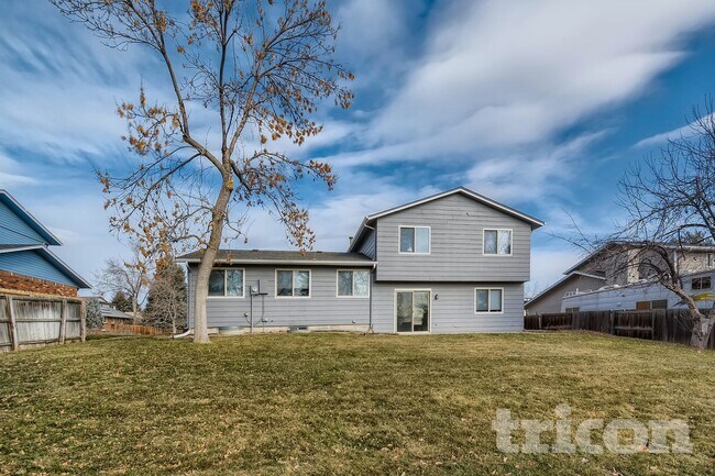 Building Photo - 6552 W Morraine Pl