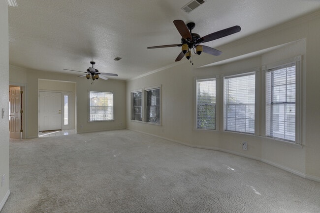 Building Photo - Home for rent in active 55+ community!