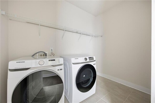 Building Photo - 1222 Westshore Dr