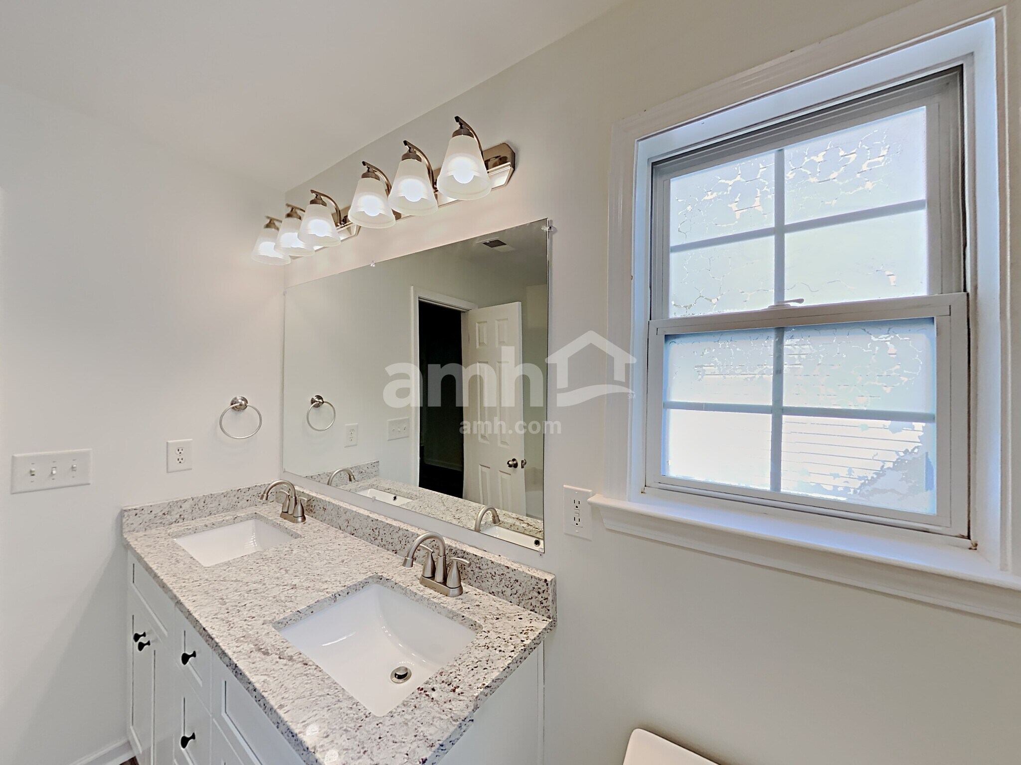 Building Photo - 5179 Centennial Creek View NW