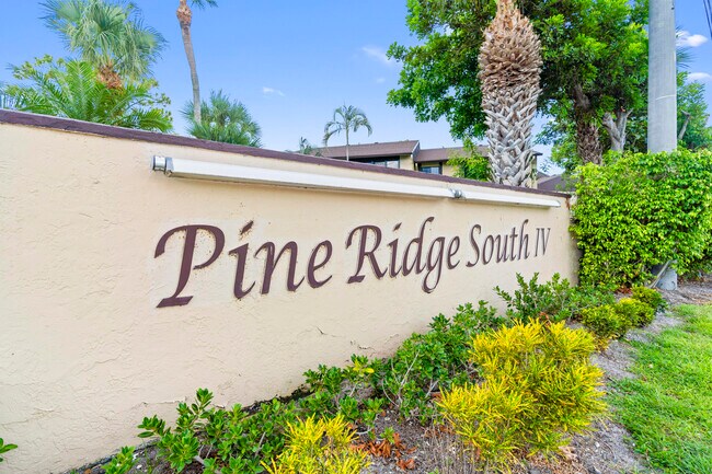 Building Photo - 441 Pine Glen Ln