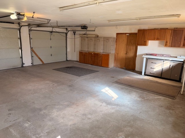 Building Photo - 2901 E 14th St