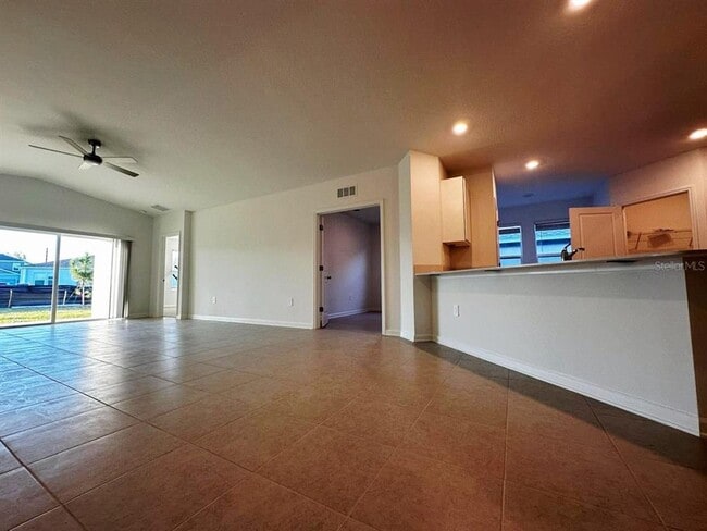 Building Photo - 339 Puma Lp