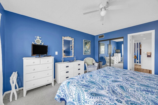 Building Photo - 2400 S Ocean Dr