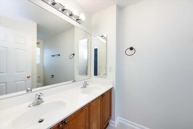 Building Photo - 5028 Prosperity Ridge Rd