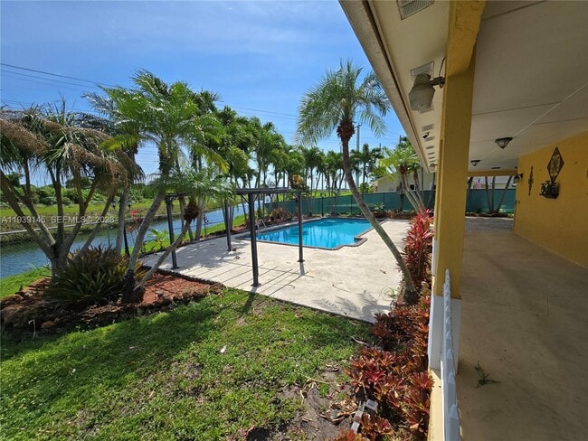 Building Photo - 26031 SW 130th Ave